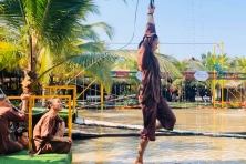 [VOUCHER 2N1Đ] Khám Phá Khu Du Lịch Ông Đề & Con Đường Bích Họa Xe Vip Đi Càng Đông Giá Càng Rẻ