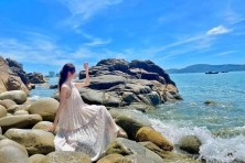[VOUCHER 3N3Đ] Khám Phá Đảo Kỳ Co & Chinh Phục Chùa Ông Núi Mua Sớm Giá Rẻ Mua Trễ Giá Cao Xe Giường Nằm