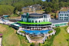[ VOUCHER RESORT ] Wonder 4 Sao & Tiệc Nướng Sân Vườn BBQ